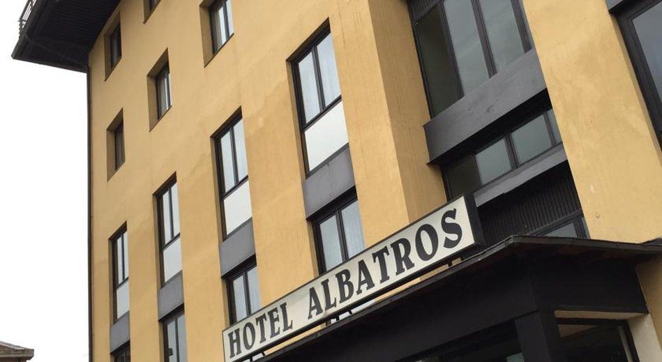 Hotel Albatros Каленцано Экстерьер фото